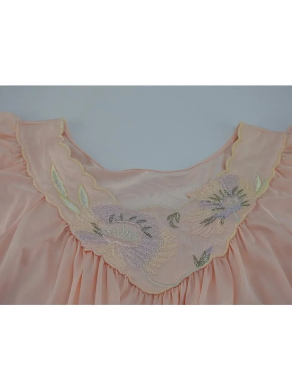 Vintage Shadowline Pink Embroidered Flutter Sleeve Nightgown Med USA Made Soft - Picture 4 of 13